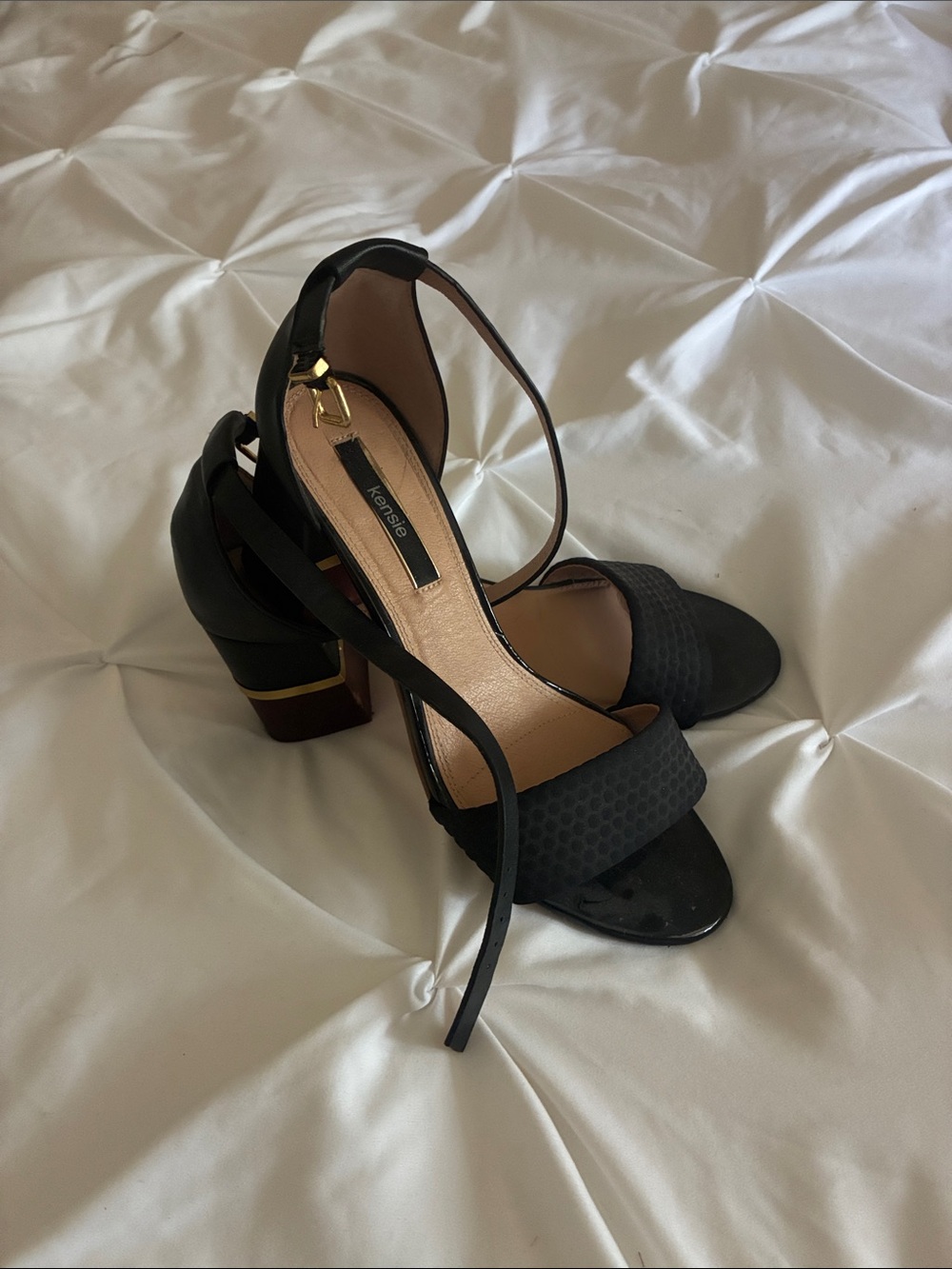Kensie Black Open-Toe Ankle Strap Block Sandals